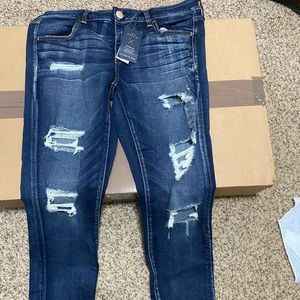 Brand new American Eagle jeans.